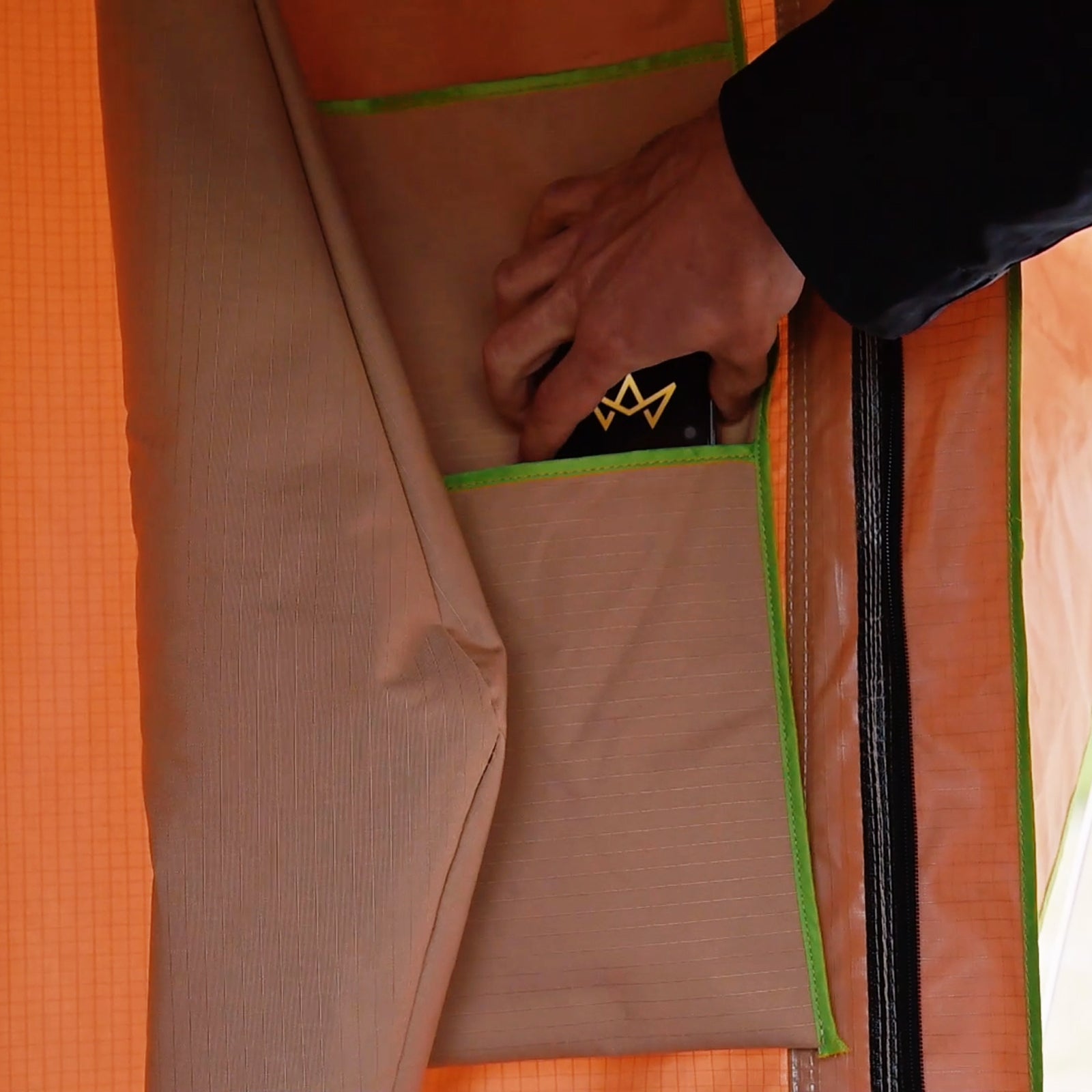 Boundless roof tent
